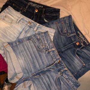 4 pairs of american eagle shorts